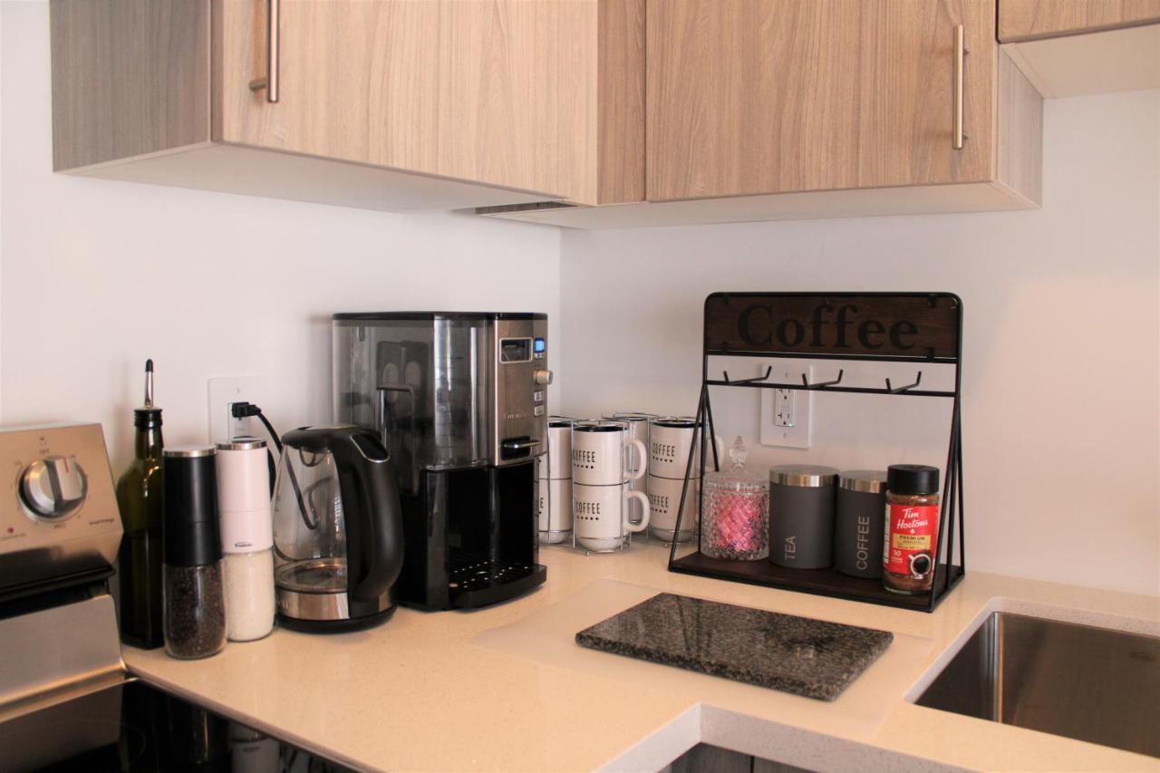 Вилла New Town House Barrie South Экстерьер фото