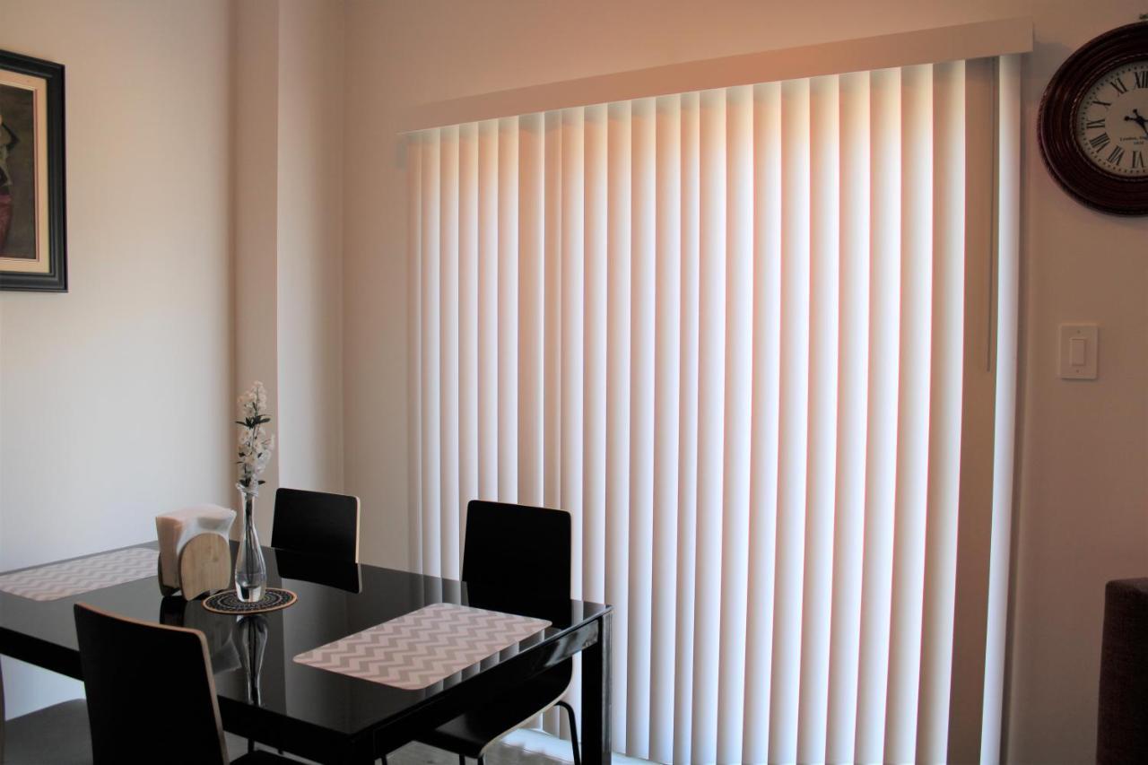 Вилла New Town House Barrie South Экстерьер фото